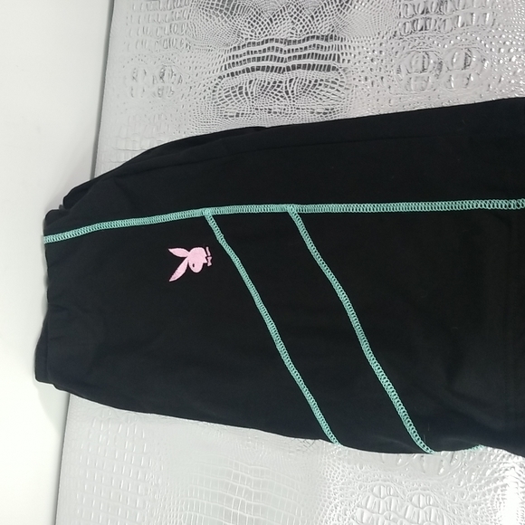 NWT MISSGUIDED PLAYBOY CONTRAST CYCLING SHORTS - Picture 7 of 9